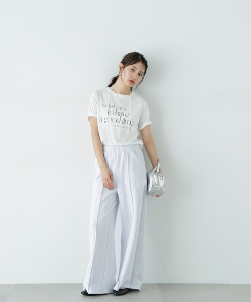 N.(N. Natural Beauty Basic)(エヌエヌナチュラルビューティーベーシック)の「タイポグラフィコンパクトロゴT(Tシャツ/カットソー・レディース・オフホワイト/ベージュ/ピンク・MEDIUM)」の6枚目の写真
