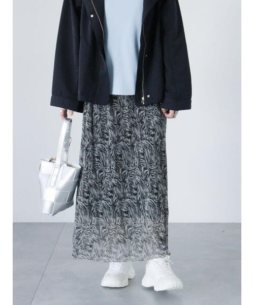 Lugnoncure（ルノンキュール）の「柄アソートプリーツスカート（スカート・レディース・ベージュ/ネイビー/グレー・F）」の2枚目の写真