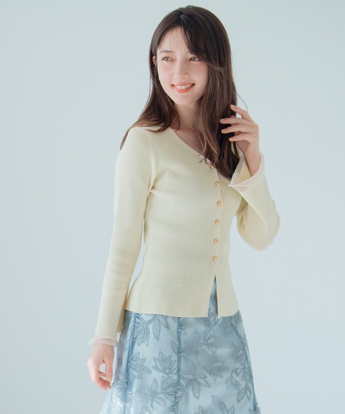 MISCH MASCH(ミッシュマッシュ)の「シアーフレア袖ペプラムカーディガン(カーディガン/ボレロ・レディース・ホワイト/ネイビー/イエロー・フリ-)」の15枚目の写真