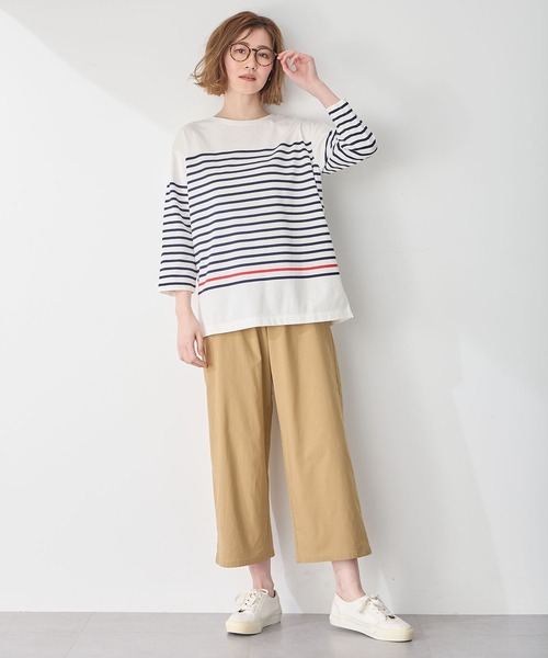 Petit Honfleur（プチオンフルール）の「【接触冷感・UVカット】オーガニックコットンボーダーTシャツ（Tシャツ/カットソー・レディース・ネイビー/ホワイト・M/L）」の3枚目の写真