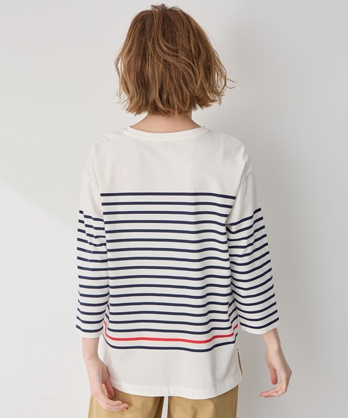 Petit Honfleur（プチオンフルール）の「【接触冷感・UVカット】オーガニックコットンボーダーTシャツ（Tシャツ/カットソー・レディース・ネイビー/ホワイト・M/L）」の7枚目の写真