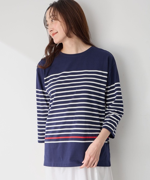 Petit Honfleur（プチオンフルール）の「【接触冷感・UVカット】オーガニックコットンボーダーTシャツ（Tシャツ/カットソー・レディース・ネイビー/ホワイト・M/L）」の10枚目の写真