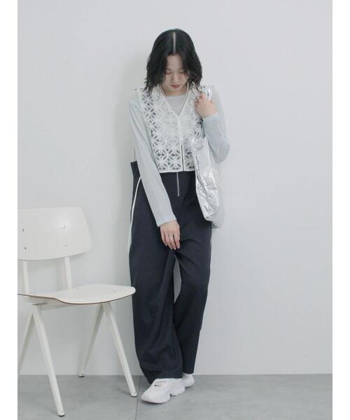 Samansa Mos2 blue(サマンサモスモスブルー)の「フロントジップサロペット(その他パンツ・レディース・キナリ/ネイビー/ブラック・F)」の15枚目の写真