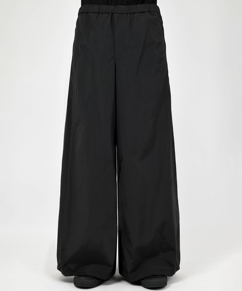 LAD MUSICIAN（ラッドミュージシャン）の「NYLON TUSSER WIDE FLARE PANTS（その他パンツ・メンズ・ブラック・42/46/44）」の6枚目の写真