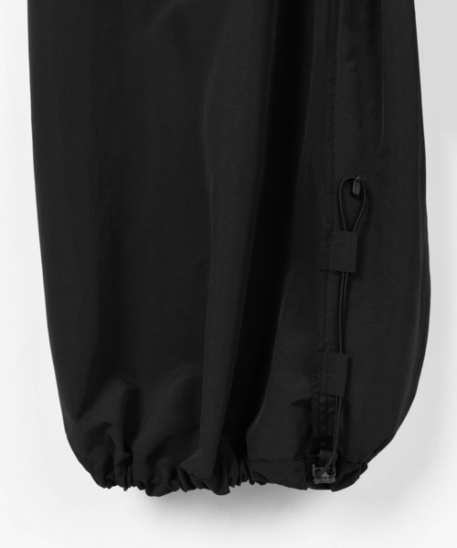 LAD MUSICIAN（ラッドミュージシャン）の「NYLON TUSSER WIDE FLARE PANTS（その他パンツ・メンズ・ブラック・42/46/44）」の5枚目の写真