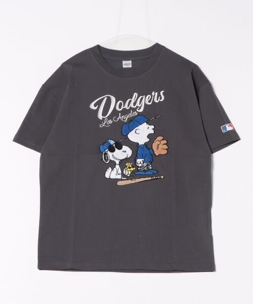 MLB(メジャーリーグベースボール)の「【PEANUTS×MLB】オリジナルデザイン Tシャツ ヤンキース ドジャース カブス(Tシャツ/カットソー・メンズ・ブラック系その他3/ホワイト系その他2/ホワイト系その他3/パープル系その他/ベージュ系その他/ホワイト系その他/ブルー系その他2/ホワイト系その他5/ブルー系その他4/ホワイト系その他4/パープル系その他5/ベージュ系その他6/ブラック系その他6/ブラック系1/ベージュ系/ホワイト系1/ベージュ系その他7/ブラック系その他7/ブルー系・MEDIUM/X-LARGE/LARGE)」の9枚目の写真