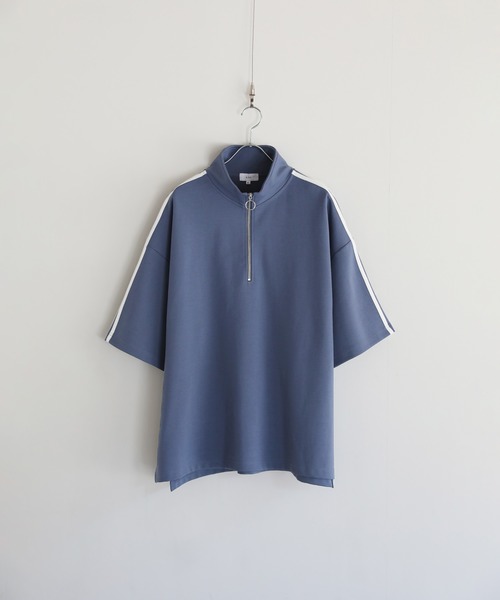 LILL（リル）の「サイドスリットコットンポンチビッグシルエットシルケットライク5分袖ドレープハーフジップカットソー（Tシャツ/カットソー・メンズ・ホワイト×ブラック/ブラック/ブルーグレー/ブルー系/ホワイト/ブラック×ホワイト・S/M/L/XL）」の9枚目の写真