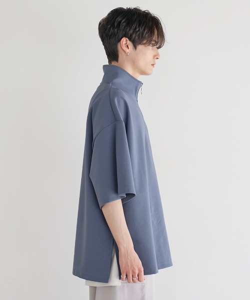 LILL（リル）の「サイドスリットコットンポンチビッグシルエットシルケットライク5分袖ドレープハーフジップカットソー（Tシャツ/カットソー・メンズ・ホワイト×ブラック/ブラック/ブルーグレー/ブルー系/ホワイト/ブラック×ホワイト・S/M/L/XL）」の13枚目の写真