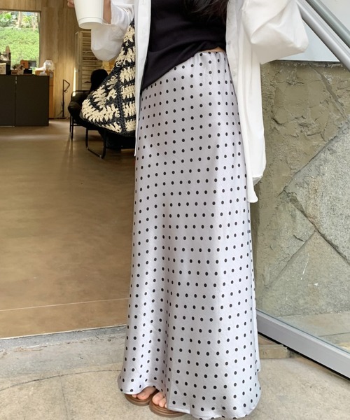 FREE STYLISTS(フリー スタイリスト)の「YUGA_YGMC Mermaid dot long skirt(スカート・レディース・シャンパン/ライトグレー/ブラック/ホワイト・L/M)」の7枚目の写真