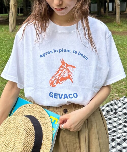 GEVACO（ゲバコ）の「【GEVACO】グラフィック半袖TEE（Tシャツ/カットソー・レディース・ブルー/チャコールグレー/ホワイト・SMALL/MEDIUM/LARGE）」の2枚目の写真