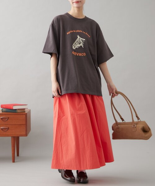 GEVACO（ゲバコ）の「【GEVACO】グラフィック半袖TEE（Tシャツ/カットソー・レディース・ブルー/チャコールグレー/ホワイト・SMALL/MEDIUM/LARGE）」の20枚目の写真