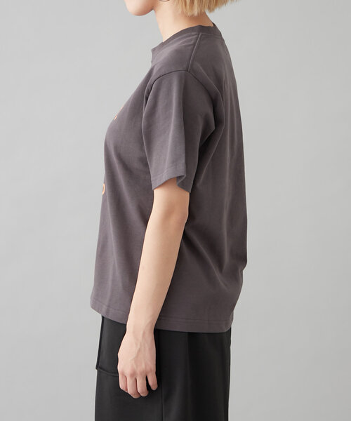 GEVACO（ゲバコ）の「【GEVACO】グラフィック半袖TEE（Tシャツ/カットソー・レディース・ブルー/チャコールグレー/ホワイト・SMALL/MEDIUM/LARGE）」の9枚目の写真