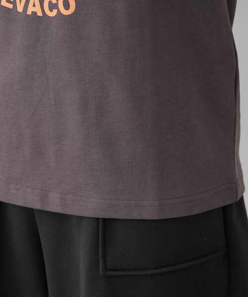 GEVACO（ゲバコ）の「【GEVACO】グラフィック半袖TEE（Tシャツ/カットソー・レディース・ブルー/チャコールグレー/ホワイト・SMALL/MEDIUM/LARGE）」の4枚目の写真