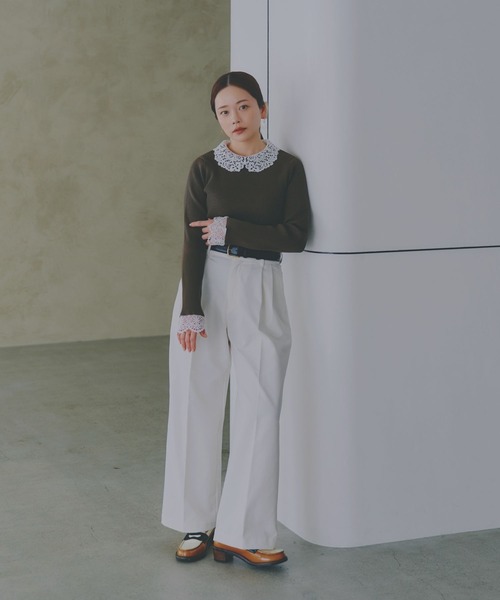 GLOBAL WORK（グローバルワーク）の「高山直子さんコラボ/タックワイドチノパンツ/EiiS/289617（チノパンツ・レディース・ベージュ/アイボリー/ブラック・X-SMALL/SMALL/MEDIUM/LARGE）」の4枚目の写真