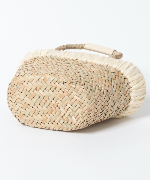 Andemiu（アンデミュウ）の「カガリカゴBAG252335（かごバッグ・レディース・ベージュ×ブラック/ベージュ系その他・FREE）」の11枚目の写真