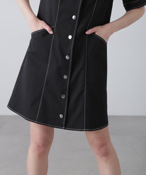 FREE'S MART（フリーズマート）の「◆配色ステッチ前開きミニワンピース（ワンピース・レディース・ホワイト/ブラック/グレー・SMALL/MEDIUM）」の9枚目の写真