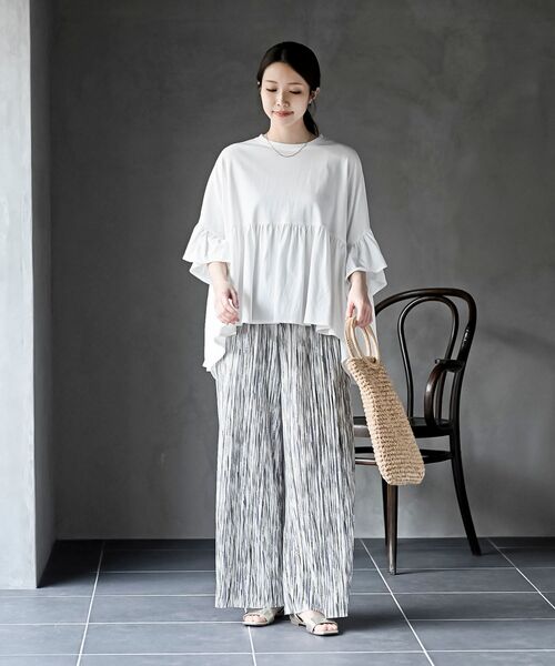 rps(アールピーエス)の「テールカットフリルワイドTシャツ(Tシャツ/カットソー・レディース・ネイビー/ブラック/オフホワイト・フリー)」の4枚目の写真