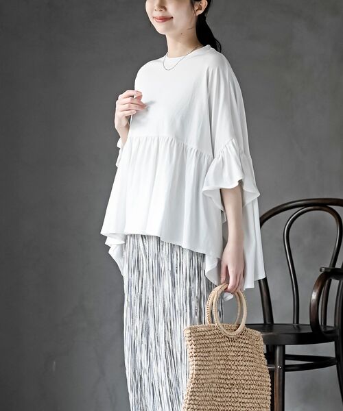 rps(アールピーエス)の「テールカットフリルワイドTシャツ(Tシャツ/カットソー・レディース・ネイビー/ブラック/オフホワイト・フリー)」の5枚目の写真