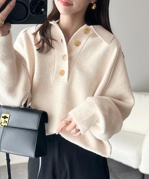 美品 ユリパーク ラウンドネックニット レアーリ エルボーパッチ風リブ編み セール】ふんわり＆もっちりな肌ざわり。襟付きラグランスリーブニット