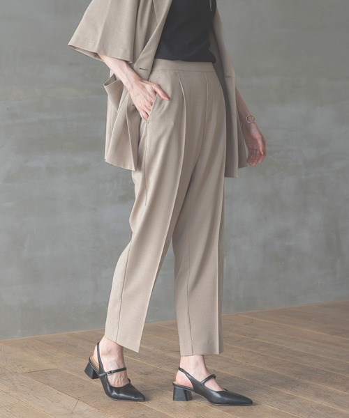 GLOBAL WORK(グローバルワーク)の「テーパードパンツ/お手入れラクラクセットアップ/290033(その他パンツ・レディース・ベージュ系その他7/ライトベージュ/ブラック・SMALL/MEDIUM/LARGE)」の9枚目の写真
