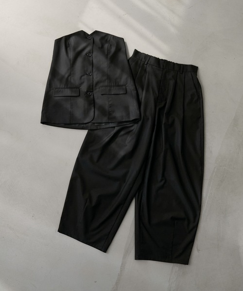your/0w（ユアロウ）の「Jacket-like bare bustier / ジャケットライクベアビスチェ〈セットアップ対応〉（ベスト・レディース・ブラック/グレー・FREE）」の4枚目の写真