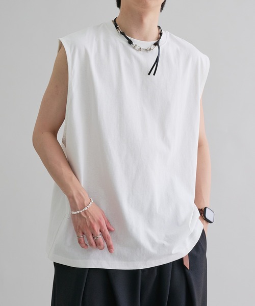 epnok(エプノック)の「アソートルーズノースリーブTee(Tシャツ/カットソー・メンズ・オフホワイト/ブラック系その他/ブラック・SMALL/MEDIUM/LARGE)」の2枚目の写真