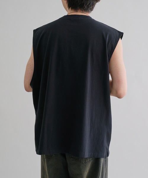 epnok(エプノック)の「アソートルーズノースリーブTee(Tシャツ/カットソー・メンズ・オフホワイト/ブラック系その他/ブラック・SMALL/MEDIUM/LARGE)」の15枚目の写真