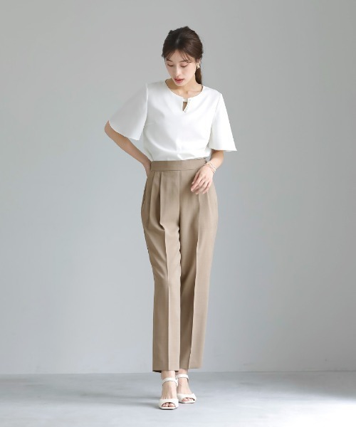 WHITE JOOLA（ホワイトジョーラ）の「洗濯機OK・接触冷感【 ドライタッチ♪サマーパンツ 】クリスピーメランジ・センタープレス入りテーパードパンツ（スラックス・レディース・ブラック/モカ・M/L）」の21枚目の写真