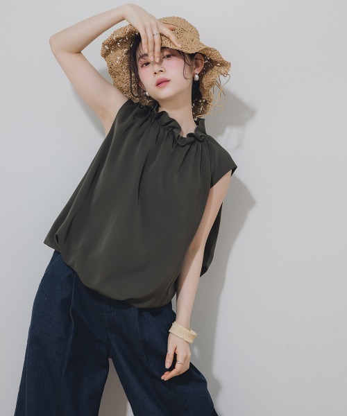 Petitjo（プッチージョ）の「小さいサイズ　ハイネックギャザーノースリバルーンブラウス　低身長さん・小柄女性（シャツ/ブラウス・レディース・カーキ/ブラック・PS/PM/PL/PSS）」の5枚目の写真