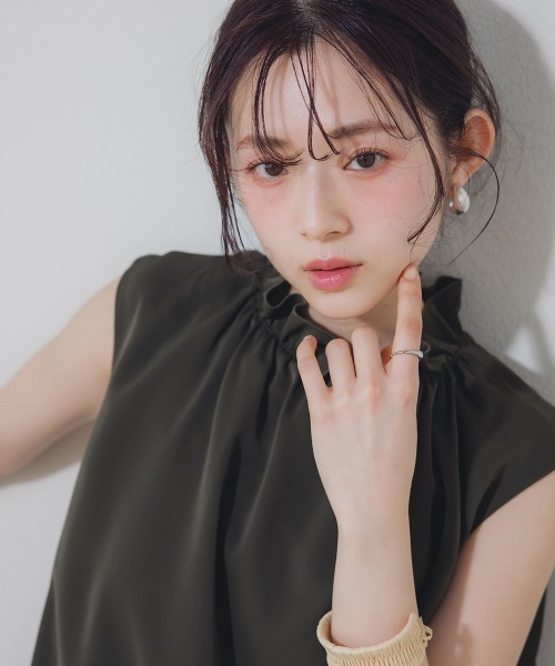 Petitjo（プッチージョ）の「小さいサイズ　ハイネックギャザーノースリバルーンブラウス　低身長さん・小柄女性（シャツ/ブラウス・レディース・カーキ/ブラック・PS/PM/PL/PSS）」の12枚目の写真
