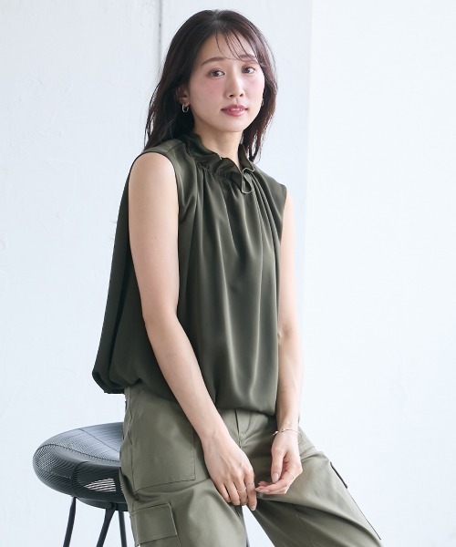 Petitjo（プッチージョ）の「小さいサイズ　ハイネックギャザーノースリバルーンブラウス　低身長さん・小柄女性（シャツ/ブラウス・レディース・カーキ/ブラック・PS/PM/PL/PSS）」の22枚目の写真