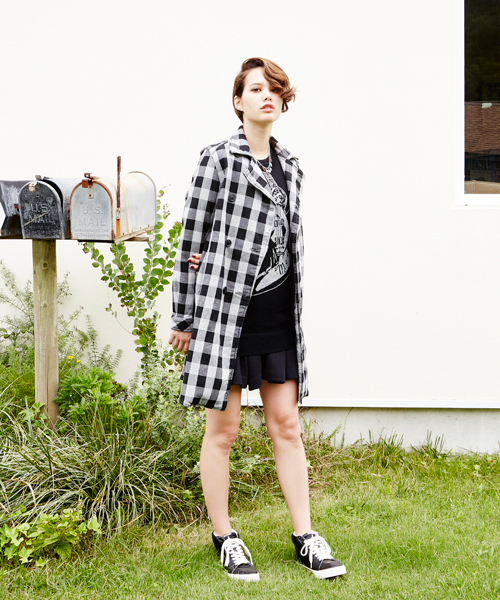 HYSTERIC GLAMOUR（ヒステリックグラマー）の「GUITAR GIRL編込 プルオ-バ-（ニット/セーター・レディース・ピンク/ブルー/ブラック・FREE）」の12枚目の写真