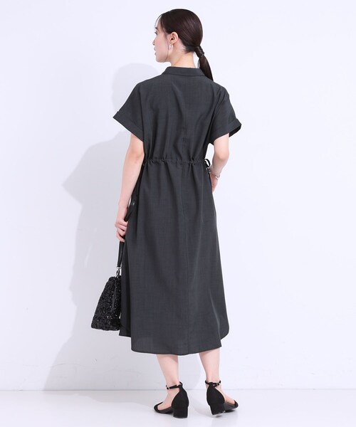 DRESKIP(ドレスキップ)の「【S-LL】お顔周りすっきり 麻調スキッパーシャツワンピース(ワンピース・レディース・チャコールグレー/ダークブラウン/マスタード/ネイビー・01/02/03/04)」の7枚目の写真