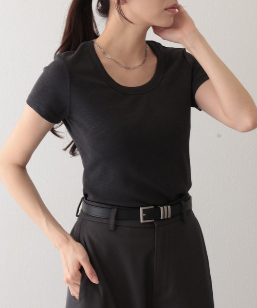 Lace Ladies(レースレディース)の「ラウンドネック バック カットアウト 半袖 Tシャツ(Tシャツ/カットソー・レディース・グレイッシュベージュ/グレー/グリーン/ホワイト/ブラック・FREE)」の3枚目の写真