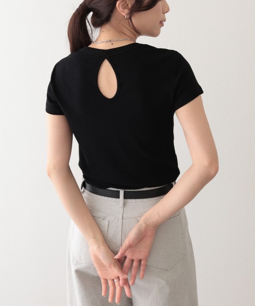 Lace Ladies(レースレディース)の「ラウンドネック バック カットアウト 半袖 Tシャツ(Tシャツ/カットソー・レディース・グレイッシュベージュ/グレー/グリーン/ホワイト/ブラック・FREE)」の13枚目の写真