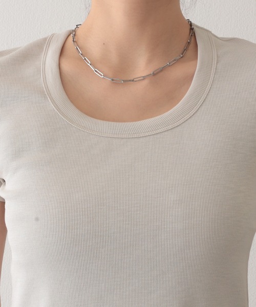 Lace Ladies(レースレディース)の「ラウンドネック バック カットアウト 半袖 Tシャツ(Tシャツ/カットソー・レディース・グレイッシュベージュ/グレー/グリーン/ホワイト/ブラック・FREE)」の14枚目の写真
