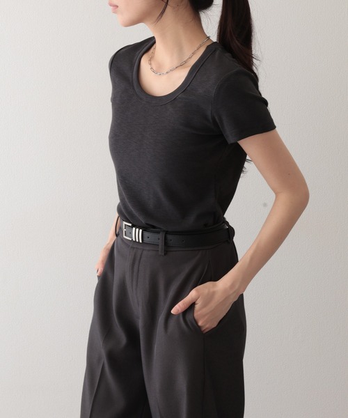 Lace Ladies(レースレディース)の「ラウンドネック バック カットアウト 半袖 Tシャツ(Tシャツ/カットソー・レディース・グレイッシュベージュ/グレー/グリーン/ホワイト/ブラック・FREE)」の18枚目の写真