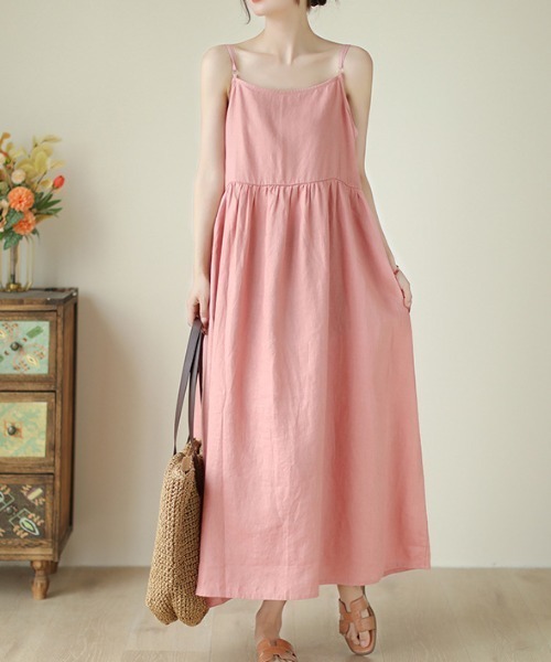 a lot of love（ア ロット オブ ラブ）の「ゆるシルエット キャミソールワンピース（ドレス・レディース・ホワイト/ブラウン/ピンク/ブラック・FREE）」の4枚目の写真