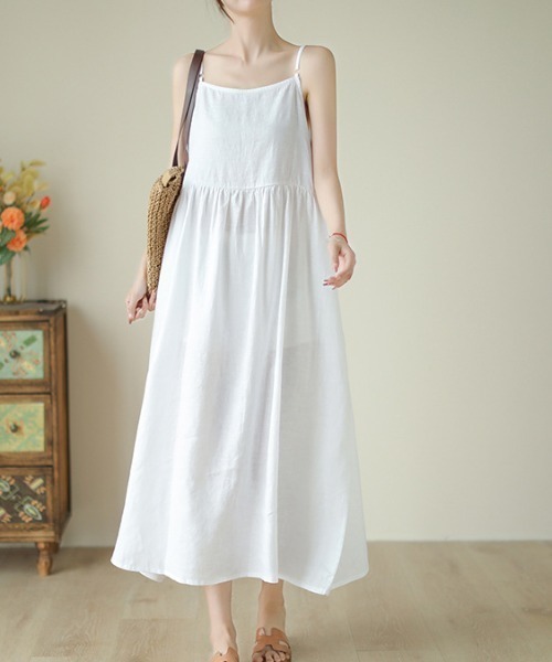 a lot of love（ア ロット オブ ラブ）の「ゆるシルエット キャミソールワンピース（ドレス・レディース・ホワイト/ブラウン/ピンク/ブラック・FREE）」の8枚目の写真