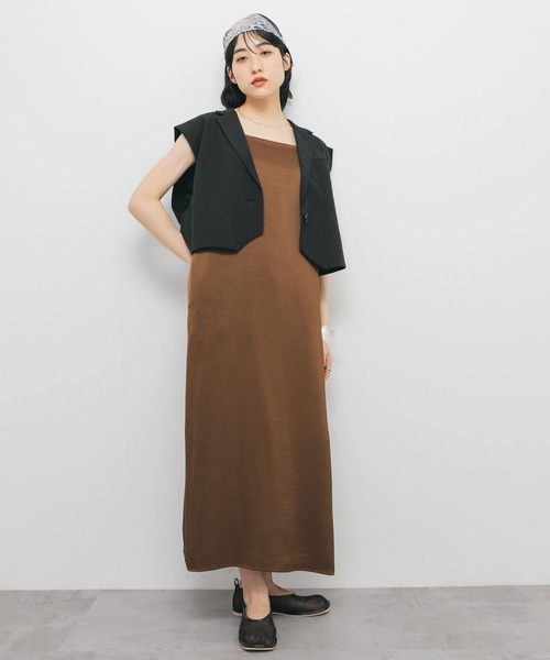 KBF（ケイビーエフ）の「サテンキャミワンピース（ワンピース・レディース・ベージュ/ネイビー/ブラウン・ONE）」の15枚目の写真