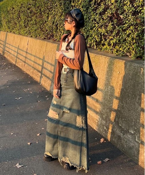 Chick(チック)の「Crash Damage Denim Skirt / クラッシュダメージデニムスカート(デニムスカート・レディース・ブルー・M/S)」の11枚目の写真