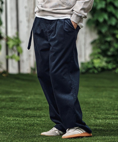 CAMBIO(カンビオ)の「mp13803- Belted Corduroy Two Tuck Wide Pants コーデュロイワイドパンツ(その他パンツ・メンズ・ブラック/ネイビー/ブラウン・S/M/L)」の12枚目の写真