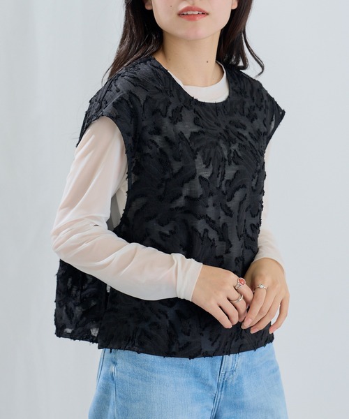 MAGASIN DE MODE Chou Chou（マガジンデモードシュシュ）の「【MAGASIN DE MODE Chou Chou】フリンジジャガードサイドリボンブラウス XNN（シャツ/ブラウス・レディース・アイボリー/ブラック・FREE）」の8枚目の写真
