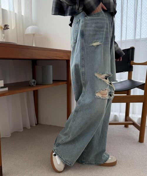 WEGO（ウィゴー）の「WEGO/ダメージワイドデニムパンツ（デニムパンツ・レディース・コバルトブルー/スカイブルー・SMALL/MEDIUM）」の11枚目の写真