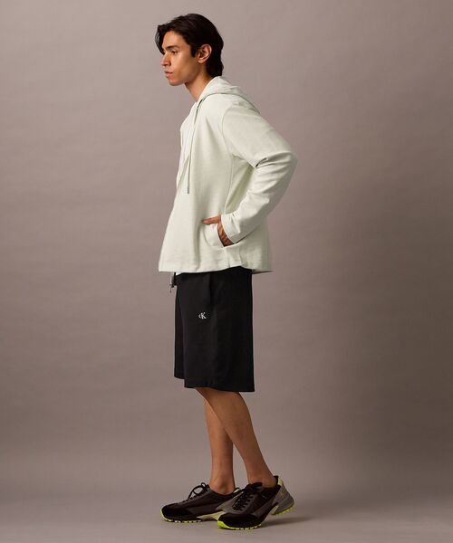 Calvin Klein(カルバン・クライン)の「フルジップオープンパーカー(パーカー・メンズ・オフホワイト・M/S/L/XS)」の3枚目の写真