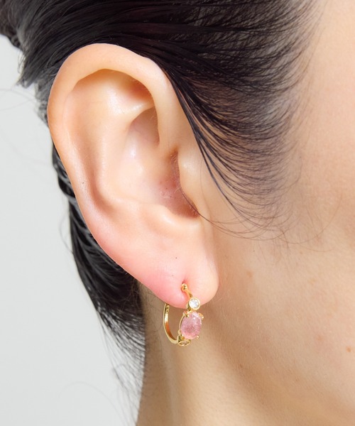Zoule(ゾーラ)の「Zoule ゾーラ:Mon bijouxシリーズ nora 天然石 ピアス(ピアス(両耳用)・レディース・ピンク/クリア/グレー/ブルー・FREE)」の9枚目の写真