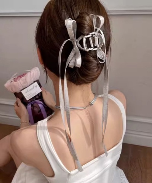 Dita Muaj.(ディータムアージュ)の「リボンヘアクリップ(バレッタ/ヘアクリップ・レディース・ブラック/シルバー・FREE)」の9枚目の写真