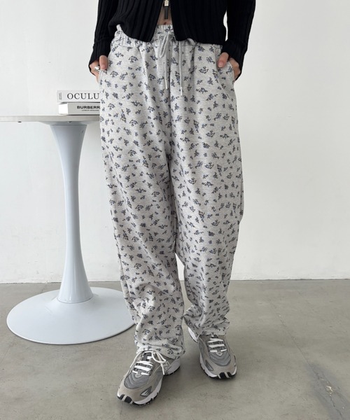 CLEA（クレア）の「小花柄プリントスウェットパンツ（スウェットパンツ・レディース・グレー/ライトグレー・FREE）」の10枚目の写真