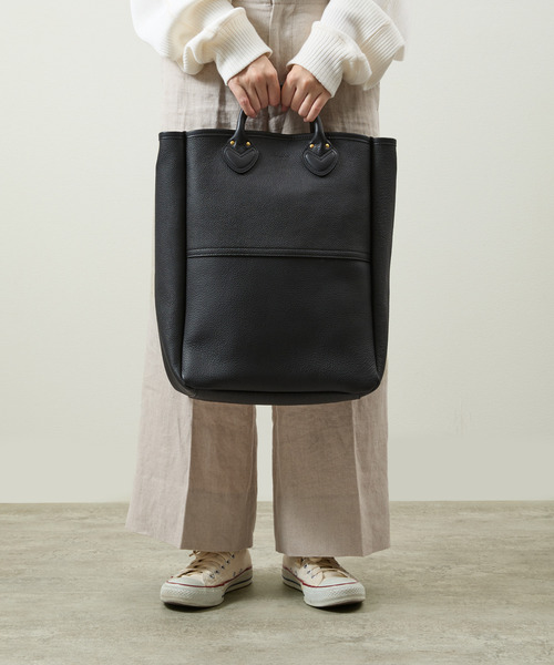 SLOW（スロウ）の「SLOW スロウ / Shrink 2way tote bag M シュリンクレザートートバッグ 牛革2WAYショルダーバッグ / 858S26P（トートバッグ・メンズ・グレー/ブラック・FREE）」の4枚目の写真