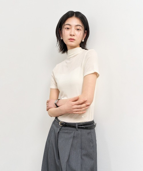 GENERAL IDEA（ジェネラルアイデア）の「GENERAL IDEA/ジェネラルアイディア mock neck slim half t shirts サマートップス（Tシャツ/カットソー・レディース・ブラック/アイボリー/ベージュ・L/S/M）」の6枚目の写真